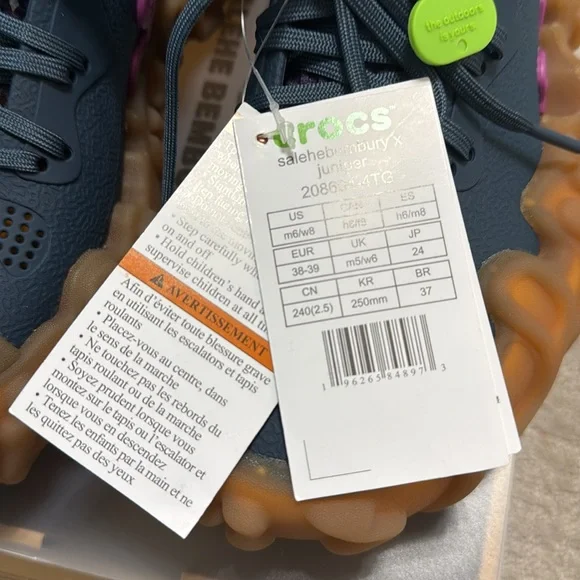 Salehe Bembury x Juniper Crocs - Picture 6 of 6